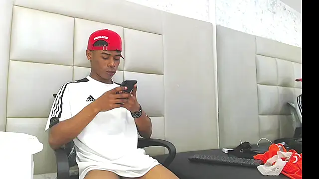 TonnyMarck 现场XXX聊天