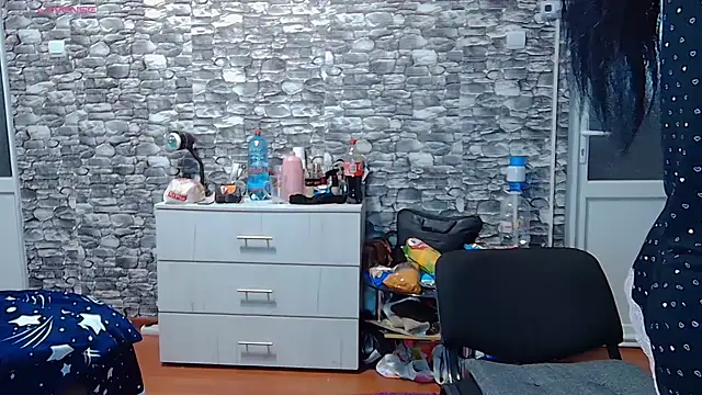 _Mari____ Live XXX Chat