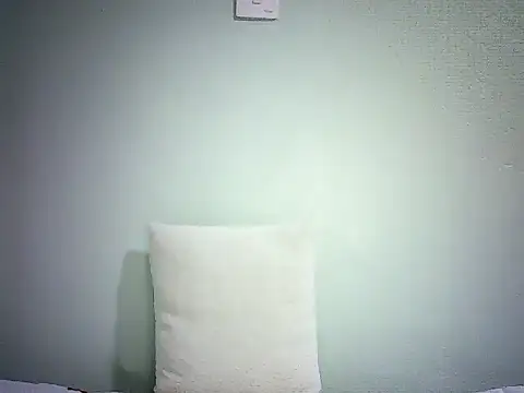 Pierra77 élő XXX-chatje