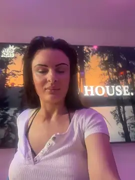 lenalux élő XXX-chatje