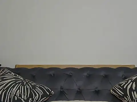 nancy111 élő XXX-chatje