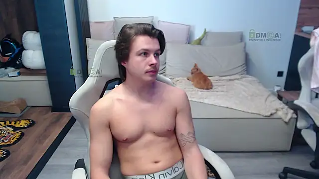 Sunny-Girl1 élő XXX-chatje