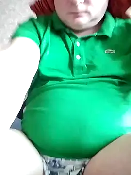 Nika_Malay: διαδικτυακό σόου στην κάμερα