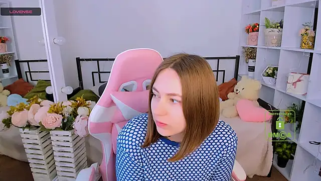 Elma_Lily 现场XXX聊天