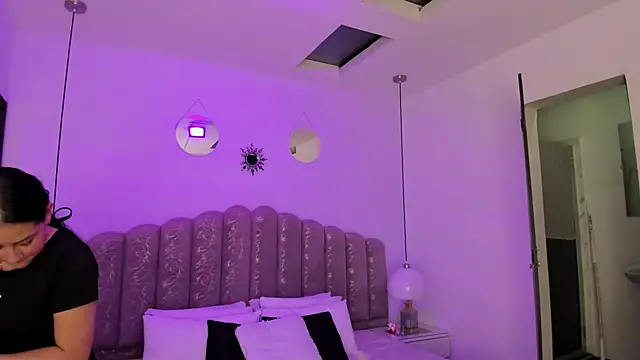 Онлайн чат XXX Amy_Ferreira