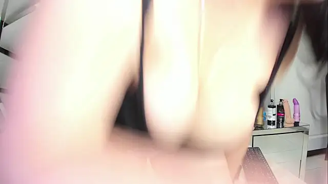 Criistaal_ 라이브 XXX 채팅