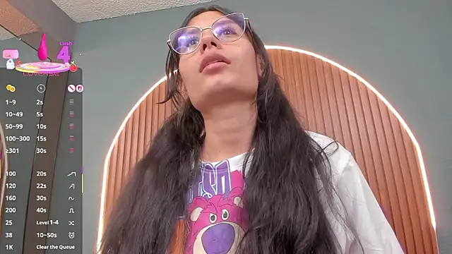 Chat XXX ao vivo de NayeCloud