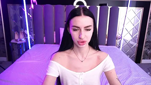 Snow_WhiteeeX élő XXX-chatje