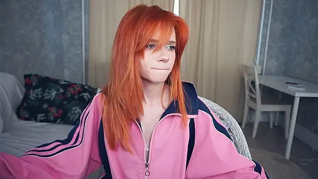 TarynPalek webcam show