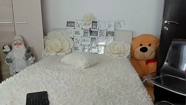 ع رض كام sweetemy4u