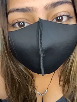 Chat +18 de Mickeyminni88 ao vivo