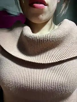 Chat XXX en directo de nhinhi-sexy