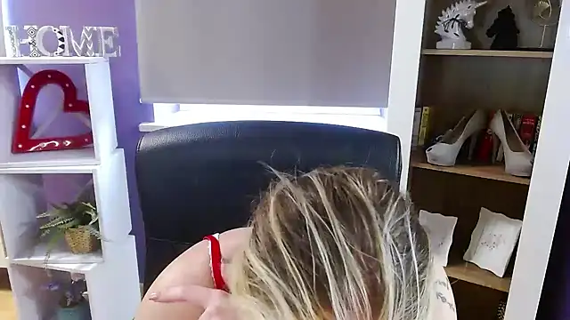 Zoey_Erotic 现场XXX聊天