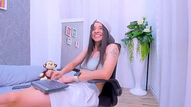 Živý XXX chat ViictoriiaSaenz