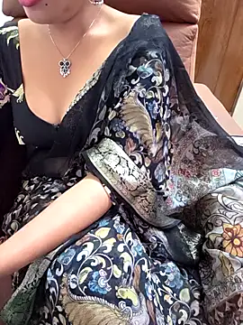 Živý XXX chat Roja-Telugu777