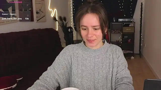 Emillias élő XXX-chatje