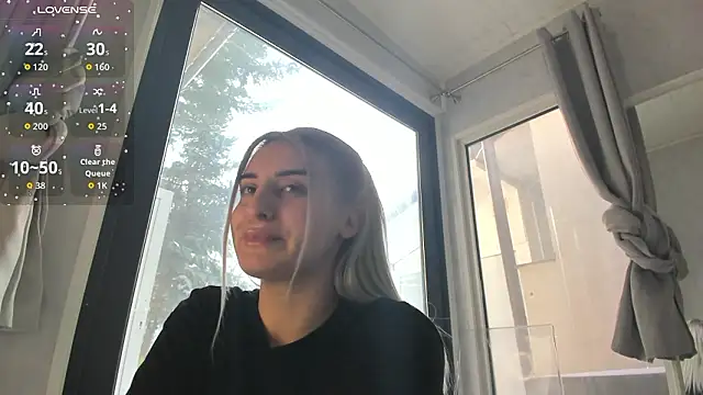 Ella_Vee élő XXX-chatje