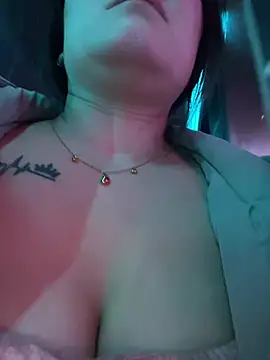 Molly-xiao 现场XXX聊天