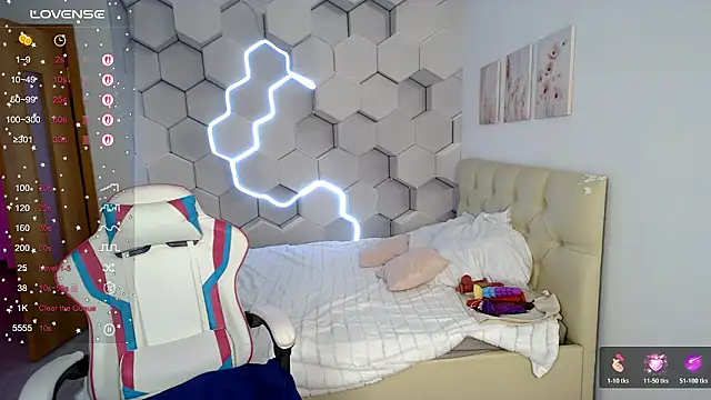 aliicemeow 现场XXX聊天