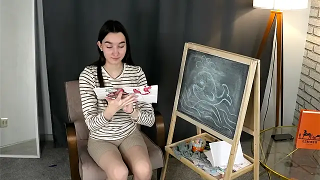 แชท XXX สดของ HermilaClap