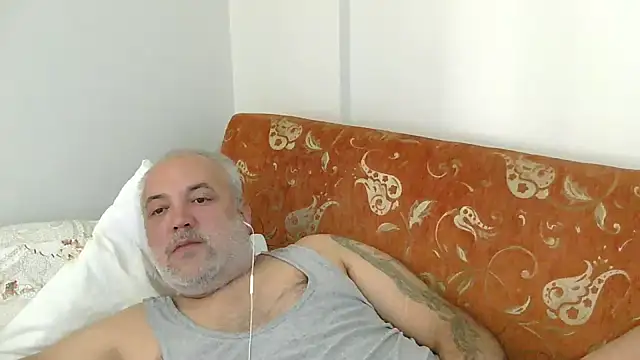 husoizmir Chat XXX live