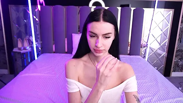 Chat +18 de Snow_WhiteeeX ao vivo