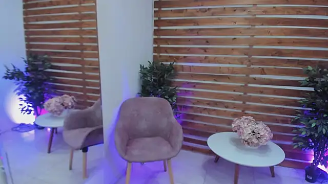 _MeganRainn Live XXX chat