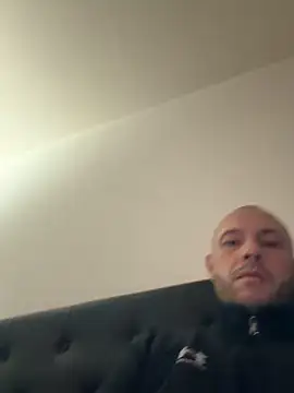 Вебкам-шоу Guitccch