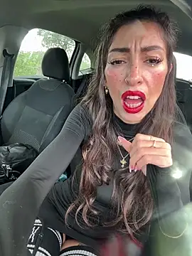 Amani_thewolf Adlı Modelin Canlı XXX Sohbeti