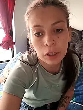 Tefannyy_ Chat XXX in diretta