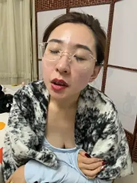 Jingjingxiang-520 Adlı Modelin Canlı XXX Sohbeti