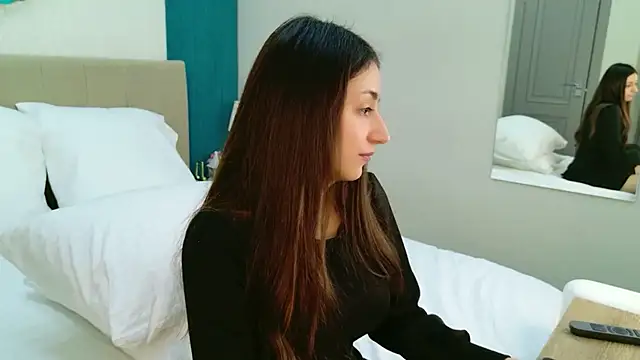 Gloria_Bendall: онлайн-секс-чат