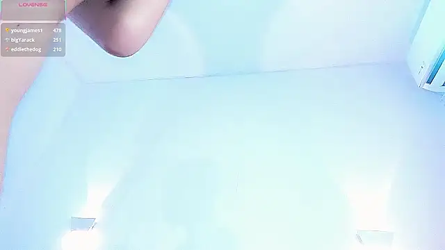 Miss-Saraii: вебкам-шоу