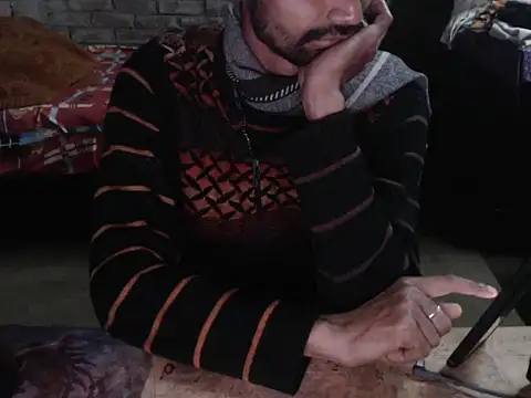 ThethunderPoのライブXXXチャット