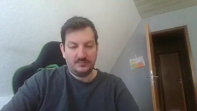 Golffahrer1982 live XXX chat