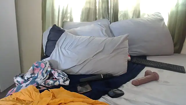 Foxybrownxx1 现场XXX聊天