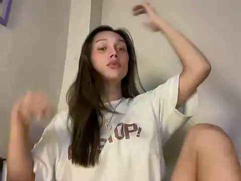 CallMeLerren: вебкам-шоу