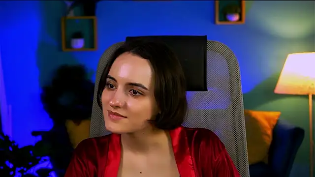 KateWillows Adlı Modelin Web Kamerası Şovu