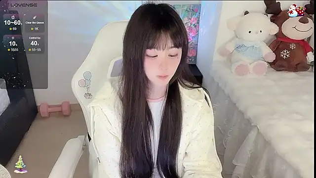 Chat +18 de yuii-7 ao vivo