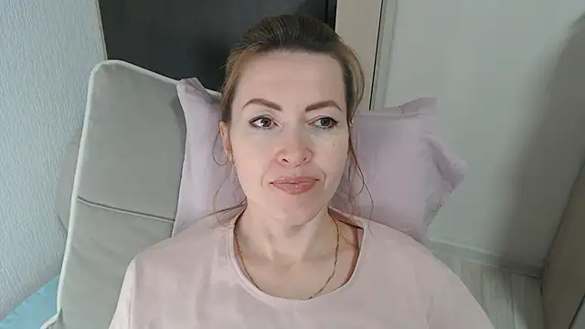 Czat XXX na żywo – NicoleEunice87