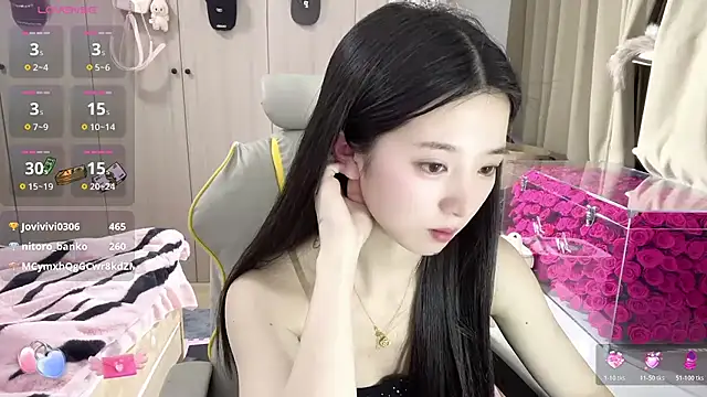 OiOi-666 Pertunjukan Webcam