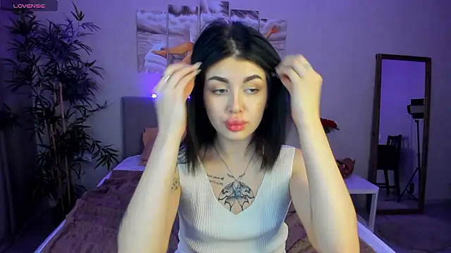 Karolina_Karn Webbikameraesitys