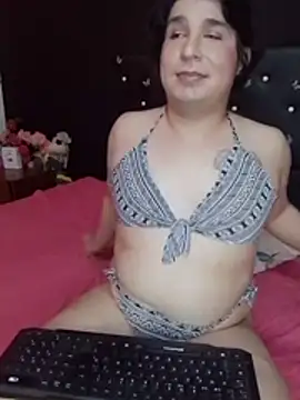 Webkamerová show Kaissydoll