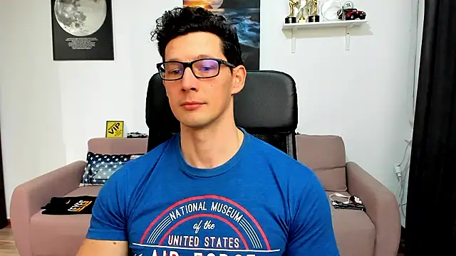 BrutusK08 Live XXX-chat