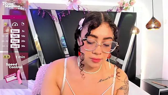 antonelllepiercee 现场XXX聊天