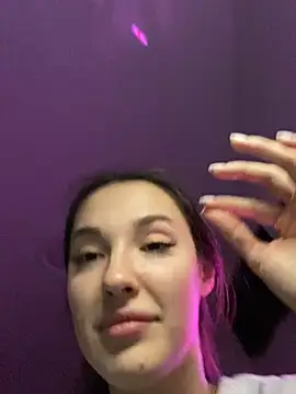 MissCarolina 现场XXX聊天