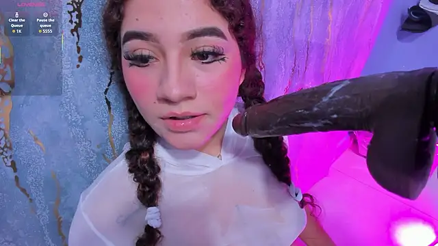 mia_cataleiya élő XXX-chatje