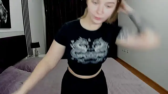 SirenaDoll: онлайн-секс-чат