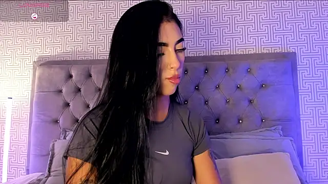 Онлайн чат XXX AriRobert_