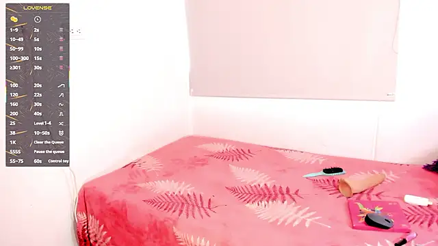 Nicol_ofi24 élő XXX-chatje